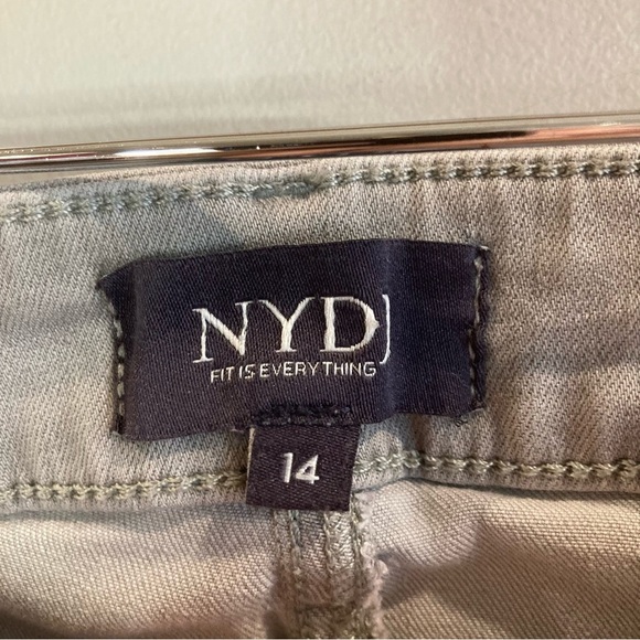 NYDJ Sz 14  Alina Jeggings High Rise Light Grey Soft Stretch Jeans - Picture 4 of 11